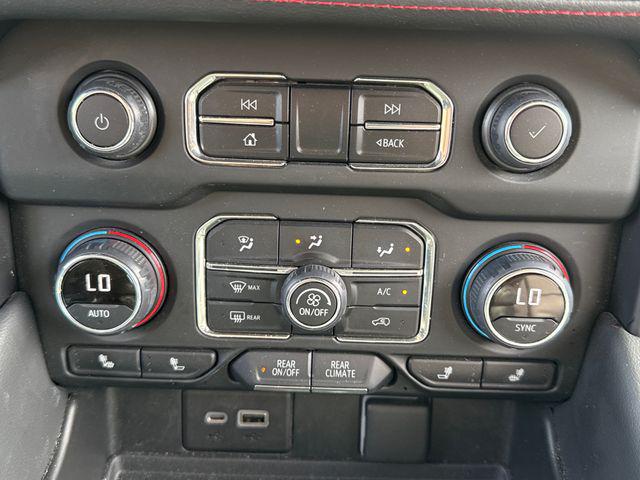 2022 Chevrolet Tahoe 4WD RST