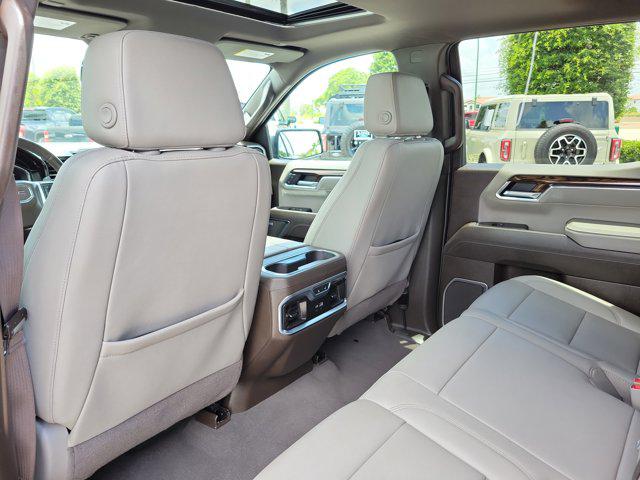 2025 GMC Sierra 1500 4WD Crew Cab Short Box SLT