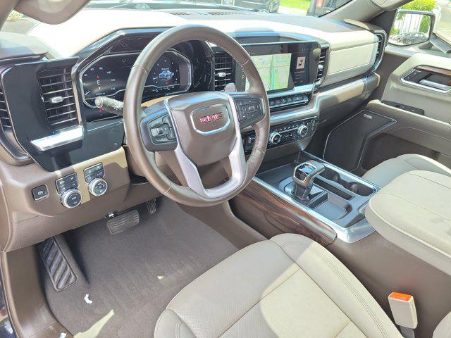 2025 GMC Sierra 1500 4WD Crew Cab Short Box SLT