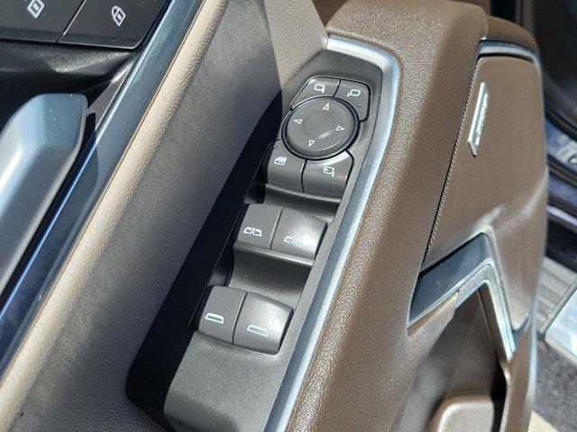 2025 GMC Sierra 1500 4WD Crew Cab Short Box SLT