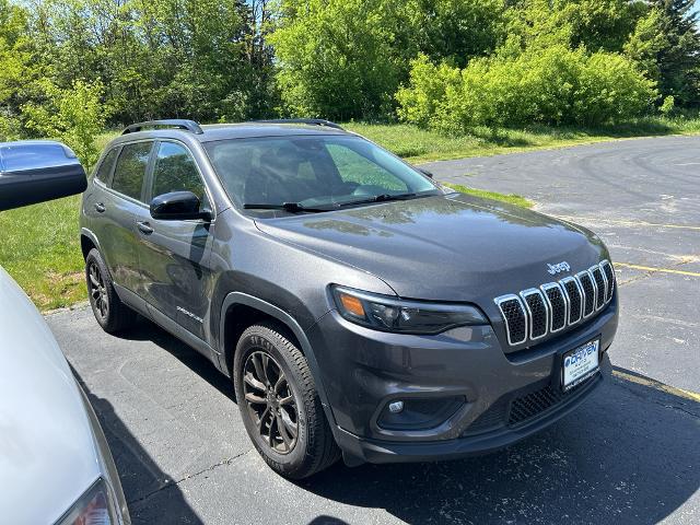 2022 Jeep Cherokee Latitude Lux 4x4 for sale in Saukville, WI