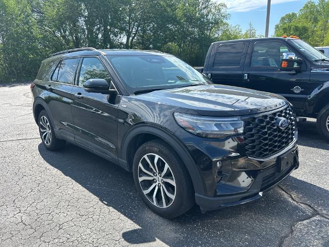 2025 Ford Explorer ST-Line for sale in Saukville, WI