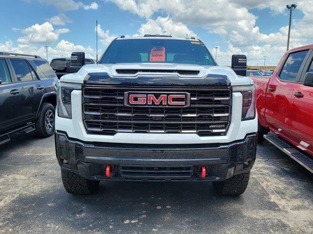 2025 GMC Sierra 2500HD 4WD Crew Cab Standard Bed AT4X