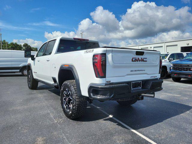 2025 GMC Sierra 2500HD 4WD Crew Cab Standard Bed AT4X
