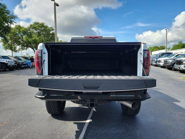 2025 GMC Sierra 2500HD 4WD Crew Cab Standard Bed AT4X