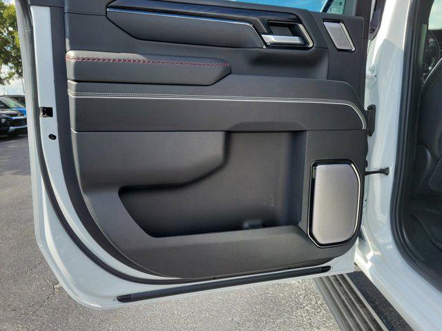2025 GMC Sierra 2500HD 4WD Crew Cab Standard Bed AT4X