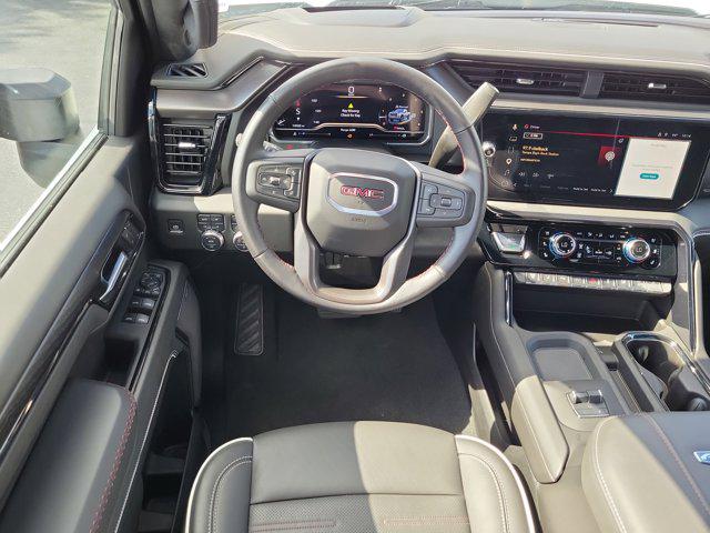 2025 GMC Sierra 2500HD 4WD Crew Cab Standard Bed AT4X
