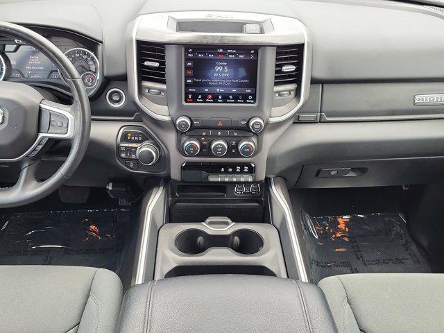 2020 Ram 1500 Big Horn Crew Cab 4x4 5'7" Box