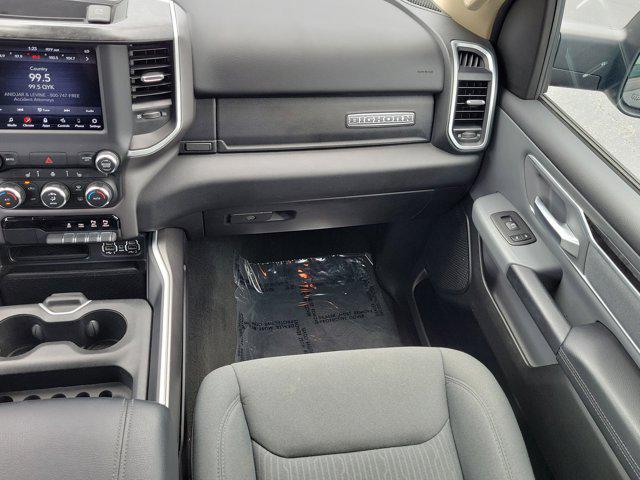 2020 Ram 1500 Big Horn Crew Cab 4x4 5'7" Box
