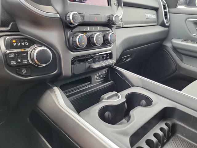 2020 Ram 1500 Big Horn Crew Cab 4x4 5'7" Box