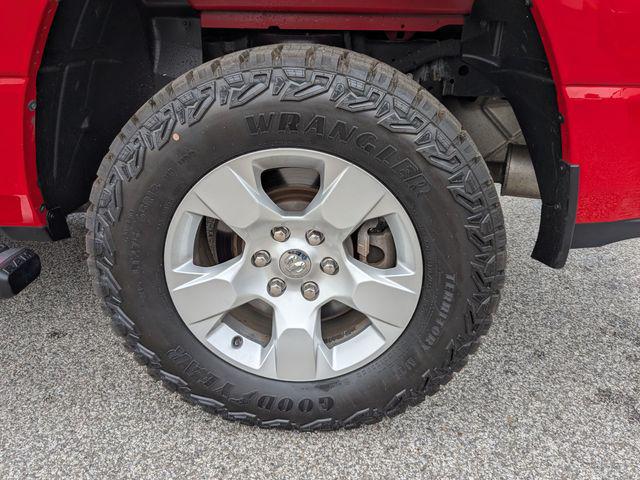 2022 Ram 1500 Big Horn Crew Cab 4x4 5'7" Box