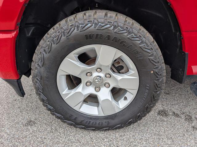 2022 Ram 1500 Big Horn Crew Cab 4x4 5'7" Box