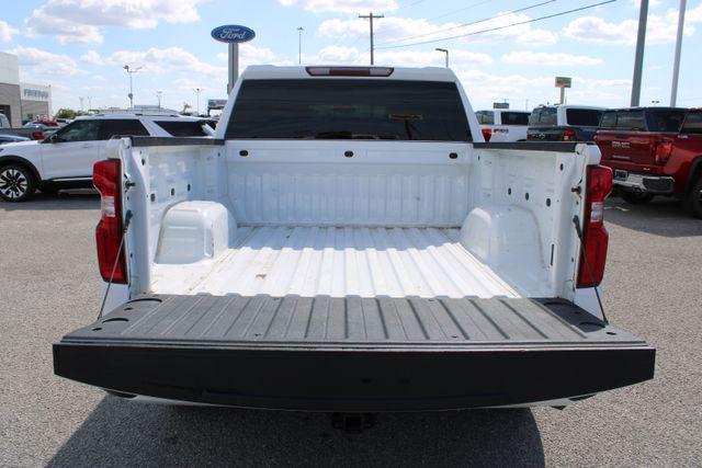 2020 Chevrolet Silverado 1500 2WD Crew Cab Short Bed Custom
