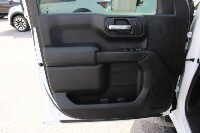 2020 Chevrolet Silverado 1500 2WD Crew Cab Short Bed Custom