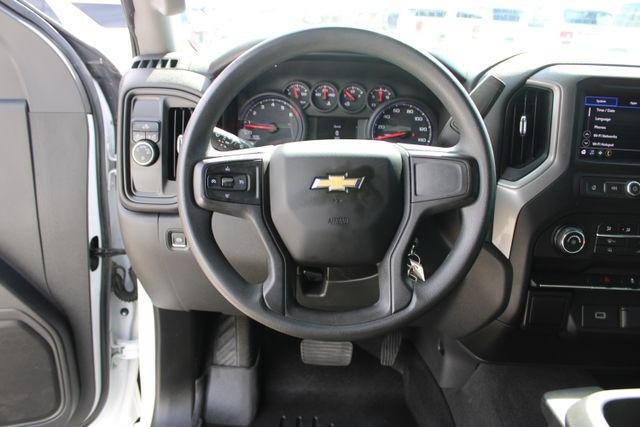2020 Chevrolet Silverado 1500 2WD Crew Cab Short Bed Custom