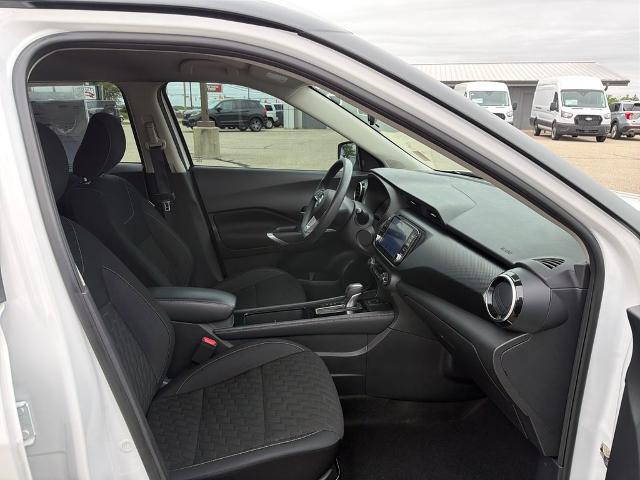 2021 Nissan Kicks SV Xtronic CVT