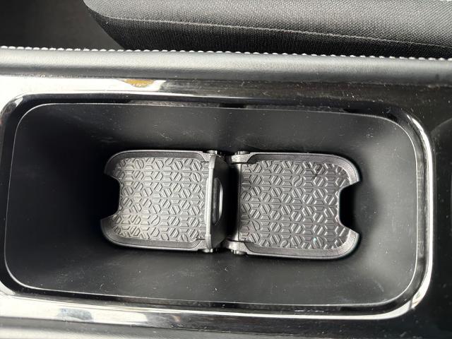 2021 Nissan Kicks SV Xtronic CVT