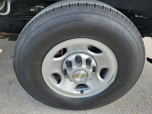 2023 Chevrolet Express Passenger RWD 3500 Extended Wheelbase LT