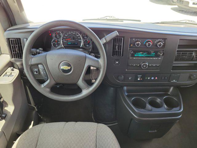 2023 Chevrolet Express Passenger RWD 3500 Extended Wheelbase LT