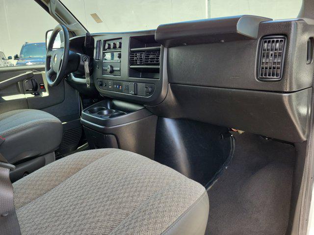 2023 Chevrolet Express Passenger RWD 3500 Extended Wheelbase LT