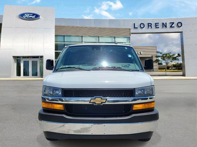 2025 Chevrolet Express Passenger RWD 3500 Extended Wheelbase LT