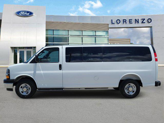 2025 Chevrolet Express Passenger RWD 3500 Extended Wheelbase LT