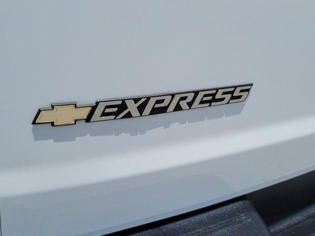 2025 Chevrolet Express Passenger RWD 3500 Extended Wheelbase LT