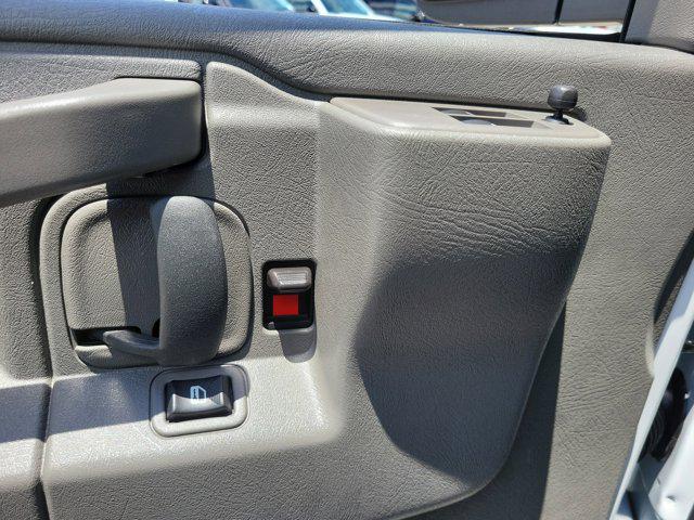 2025 Chevrolet Express Passenger RWD 3500 Extended Wheelbase LT