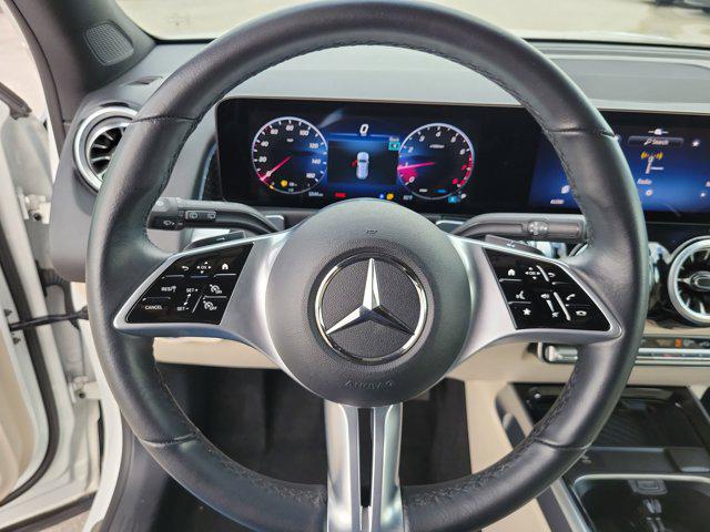 2025 Mercedes-Benz GLB Base