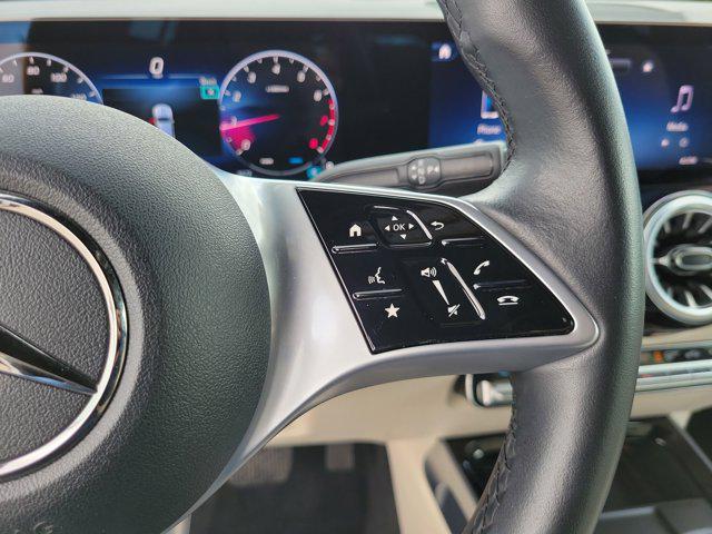 2025 Mercedes-Benz GLB Base