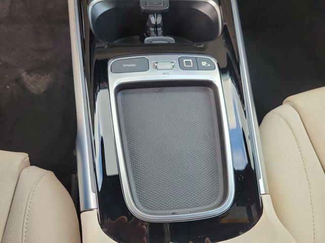 2025 Mercedes-Benz GLB Base