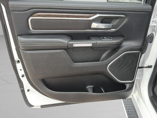 2020 Ram 1500 Laramie Crew Cab 4x4 5'7" Box