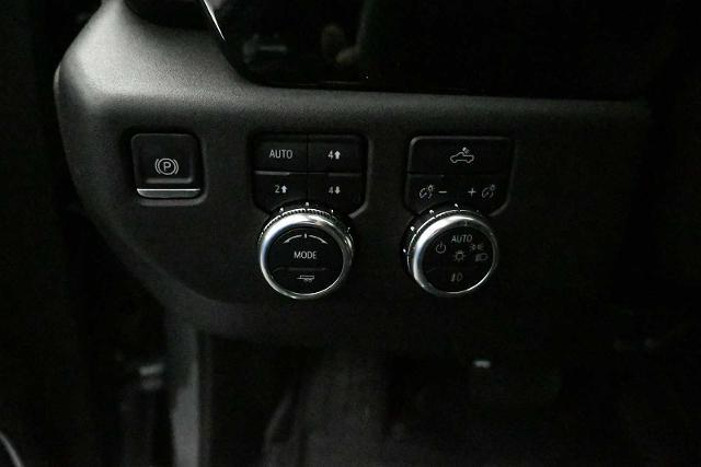 2024 GMC Sierra 1500 4WD Crew Cab Short Box Elevation with 3SB