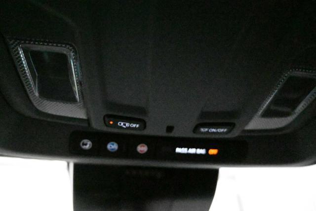 2024 GMC Sierra 1500 4WD Crew Cab Short Box Elevation with 3SB