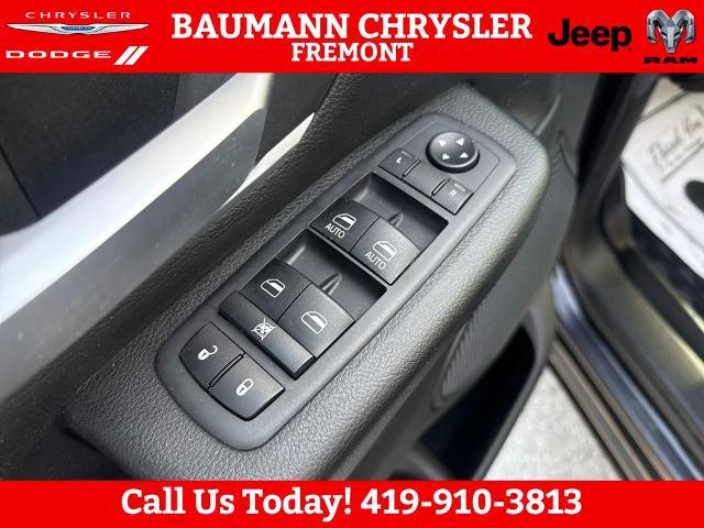 2019 Ram 1500 Big Horn/Lone Star Crew Cab 4x4 5'7" Box