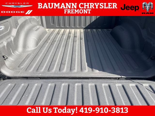 2019 Ram 1500 Big Horn/Lone Star Crew Cab 4x4 5'7" Box