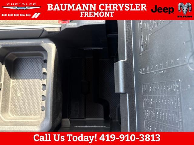2019 Ram 1500 Big Horn/Lone Star Crew Cab 4x4 5'7" Box