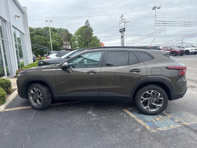 2024 Chevrolet Trax FWD LT