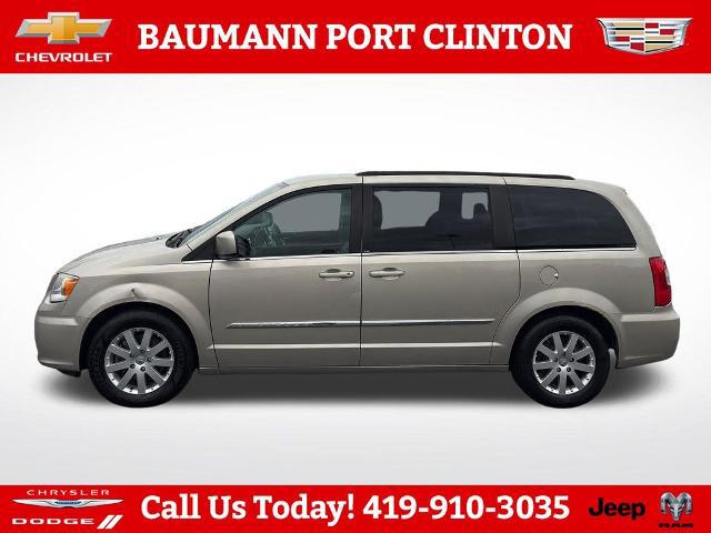 2013 Chrysler Town & Country Touring