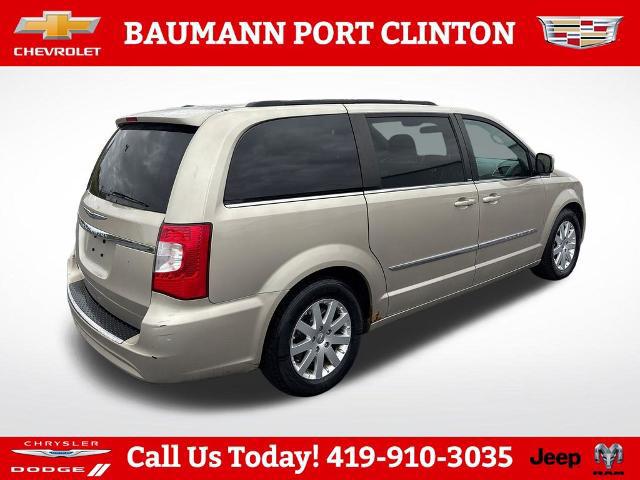 2013 Chrysler Town & Country Touring
