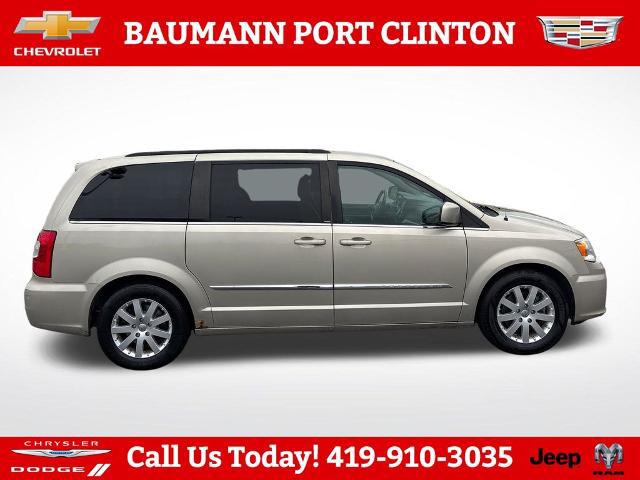 2013 Chrysler Town & Country Touring