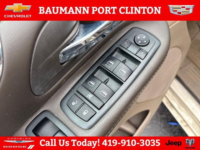 2013 Chrysler Town & Country Touring