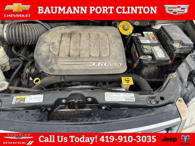 2013 Chrysler Town & Country Touring