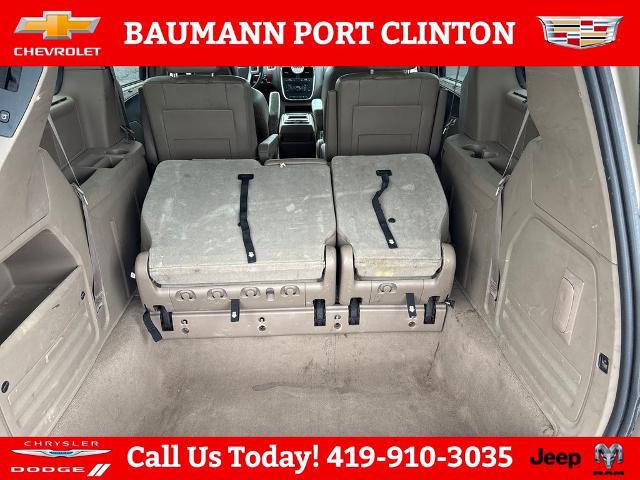 2013 Chrysler Town & Country Touring