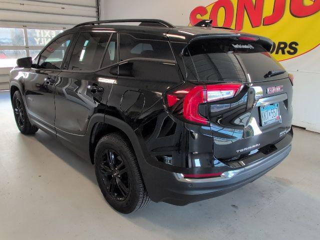 2024 GMC Terrain AWD AT4