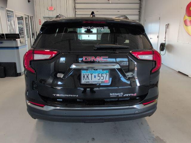 2024 GMC Terrain AWD AT4