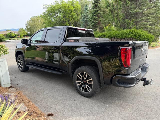 2022 GMC Sierra 1500 Limited 4WD Crew Cab Short Box AT4