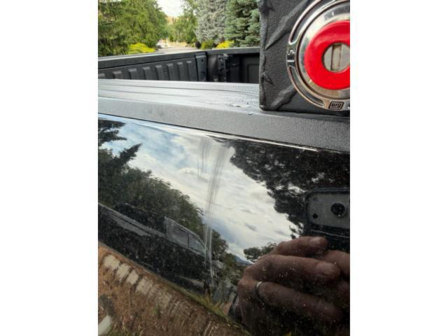 2022 GMC Sierra 1500 Limited 4WD Crew Cab Short Box AT4