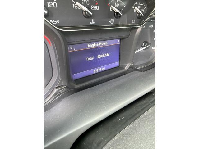 2022 GMC Sierra 1500 Limited 4WD Crew Cab Short Box AT4