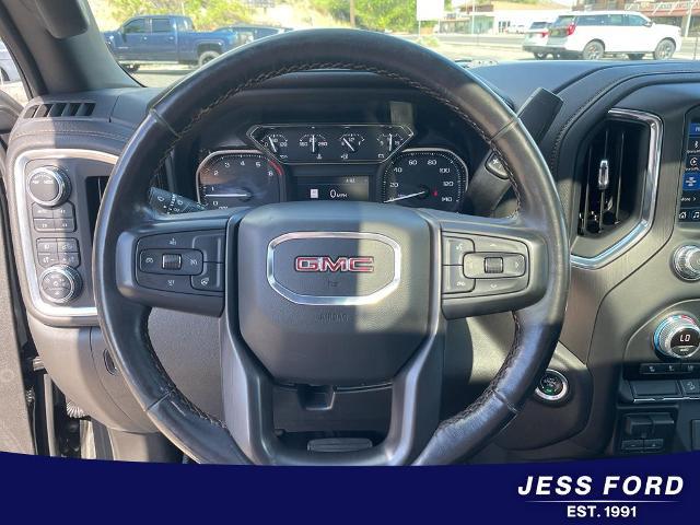 2022 GMC Sierra 1500 Limited 4WD Crew Cab Short Box AT4